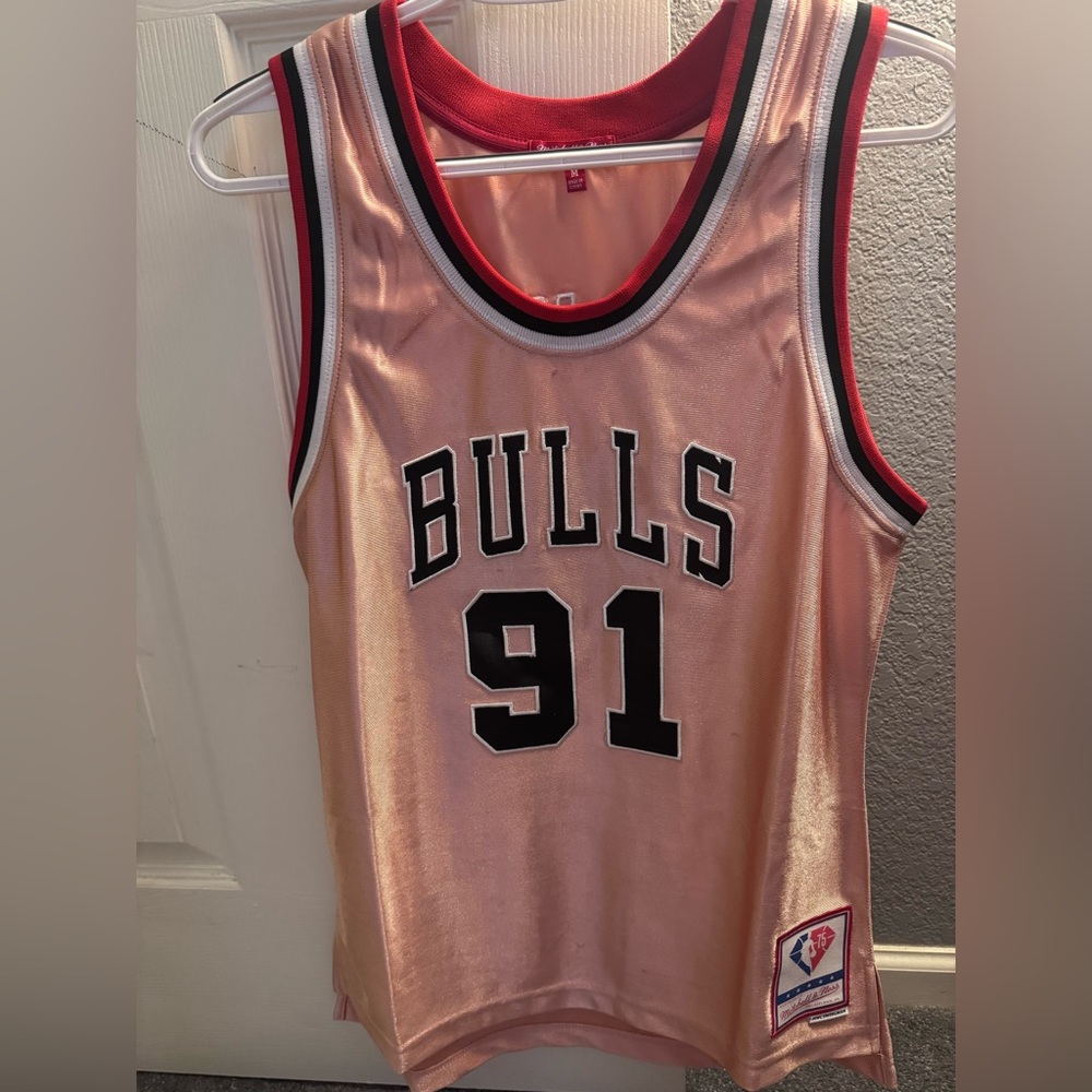 Pink Dennis Rodman Chicago Bulls Women’s Jersey size Medium